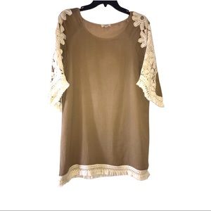 Umgee USA Boho Tunic Top Small Tan Lace Crochet Sleeve Fringe Hem Blouse